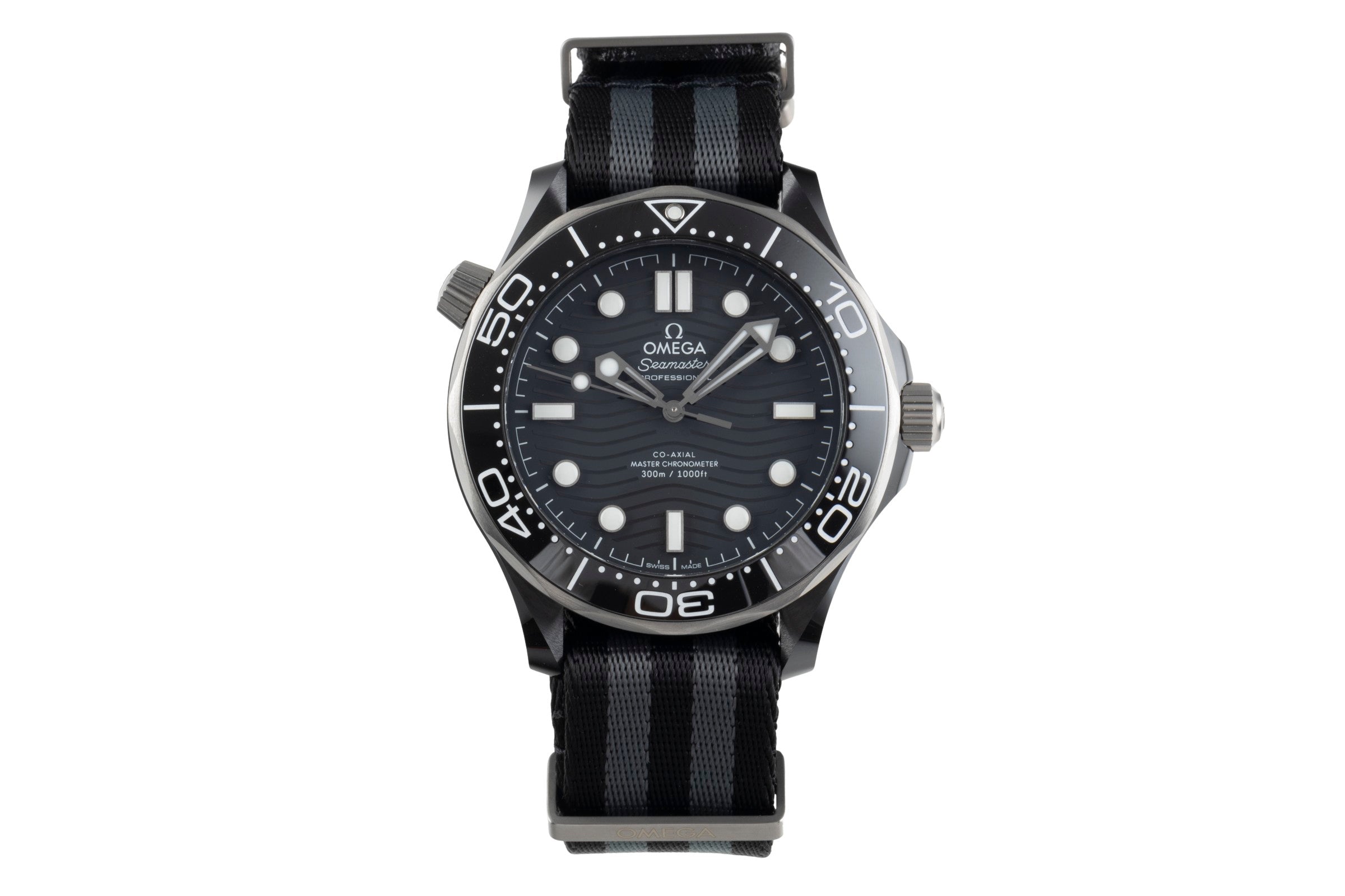 Omega Seamaster cerámica / titanio automático reloj para caballeros 210.92.44.20.01.002 LP: 9700EUR  [2404609]