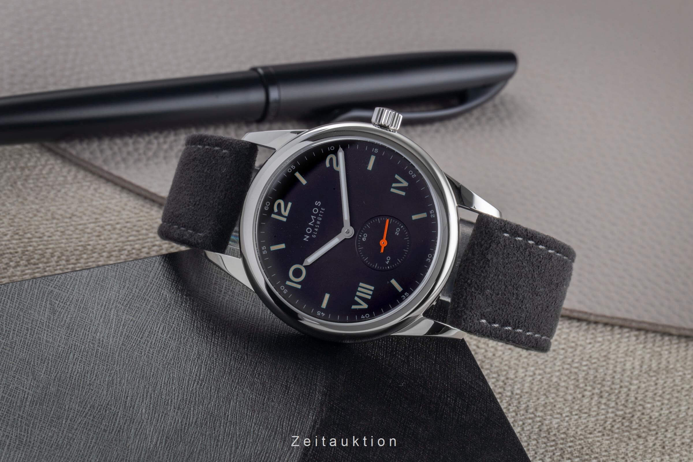 Nomos Club steel manual winding men's watch 736 LP: 0EUR  [2501519]
