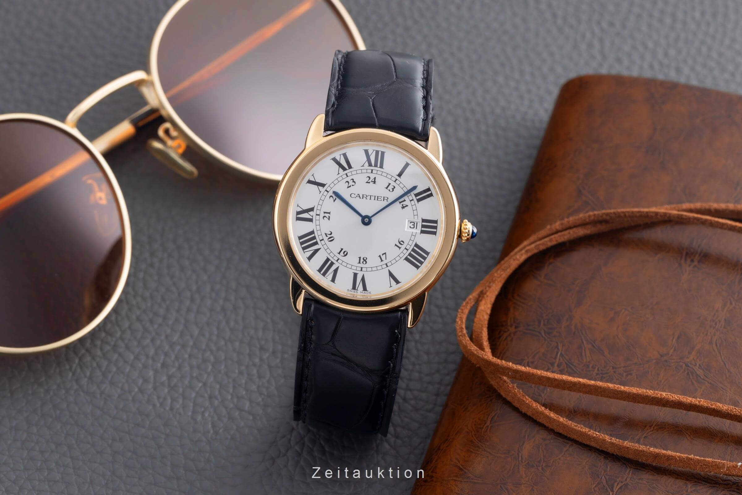 Cartier Ronde Solo 18K (0,750) Gold Medium Ref. W6700455 VP: 11100 € [2502020]