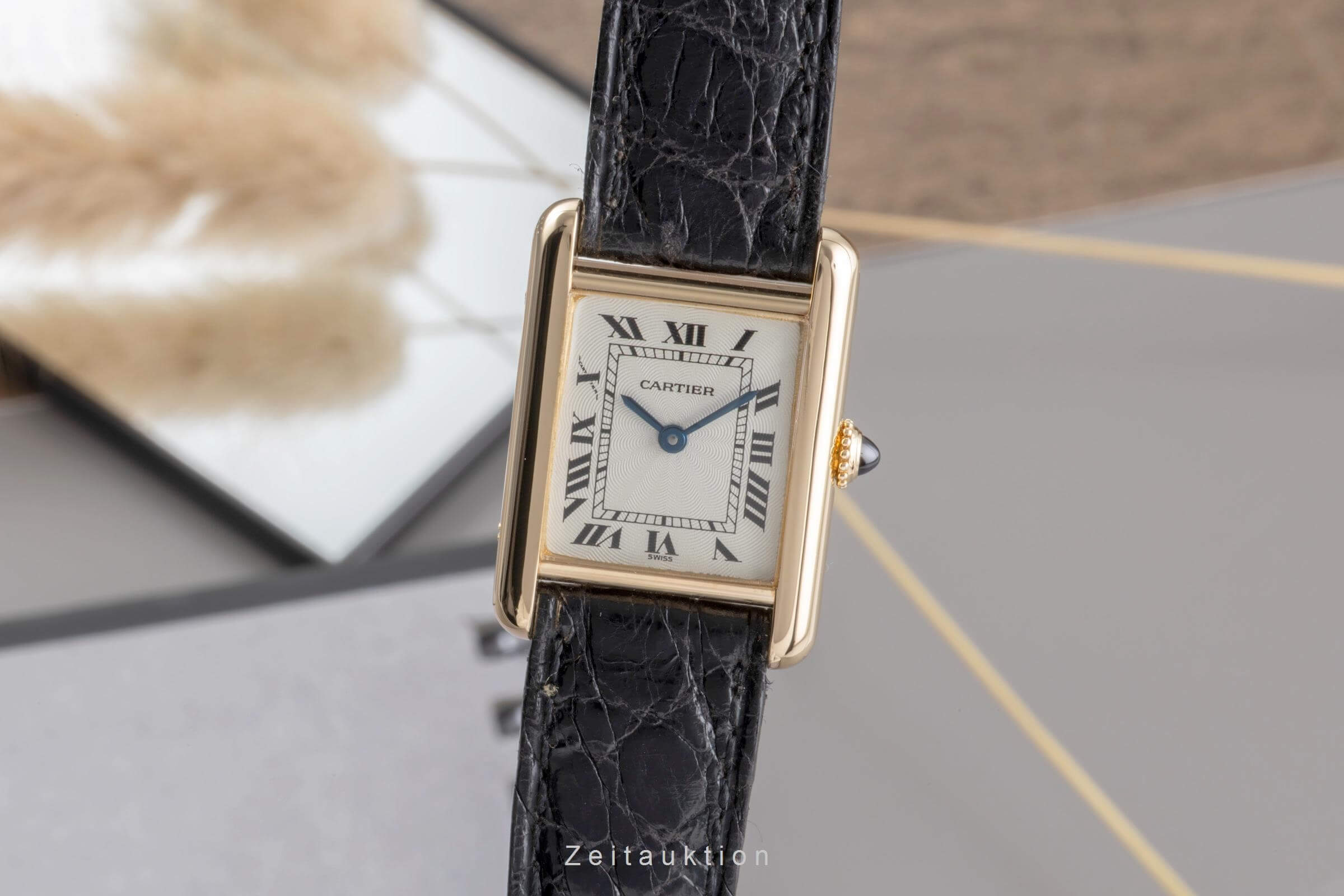 Cartier Tank oro 18 ct carica manuale orologio da donna 878087  [2502309]
