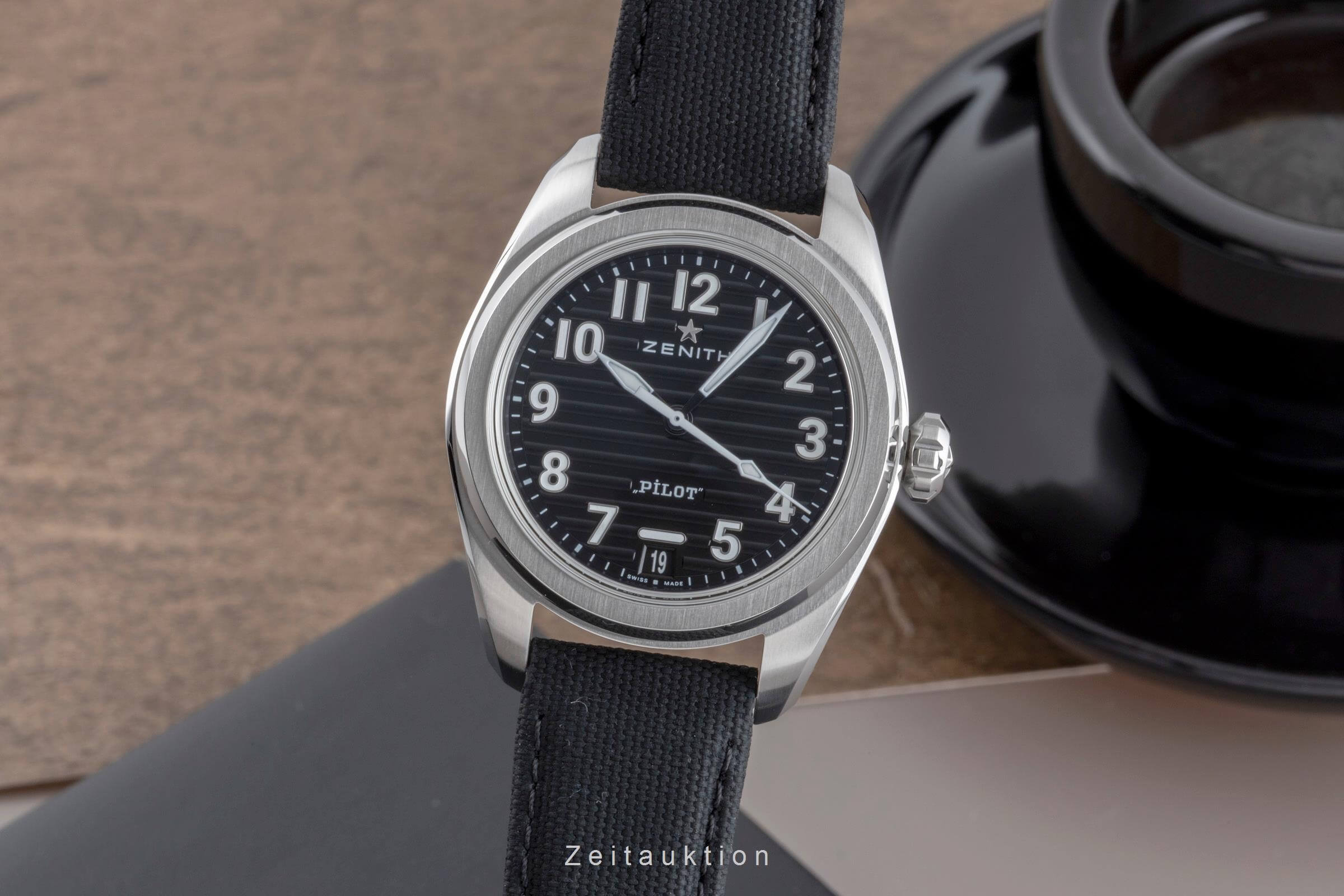 Zenith Pilot steel automatic men's watch 03.4000.3620/21.I001 LP: 8100EUR  [2502498]